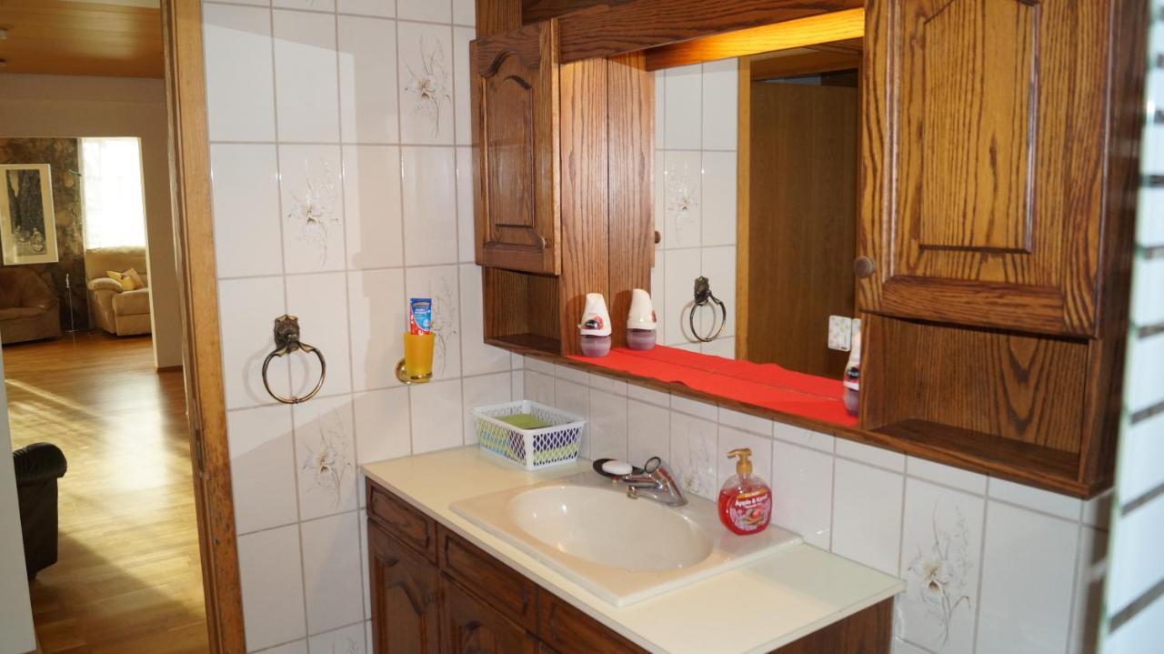 Twin Room With Shared Bathroom Njarthvik 外观 照片